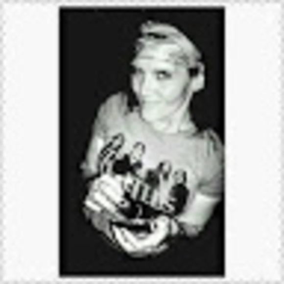 Meet your Posher, Kathleen - Picture 1 of 1